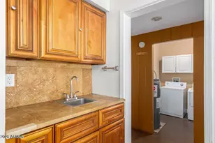 7340 N 7th Ave, Phoenix, AZ 85021 - Photo 9