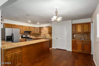 7340 N 7th Avenue, Phoenix, AZ 85021 - Photo 7