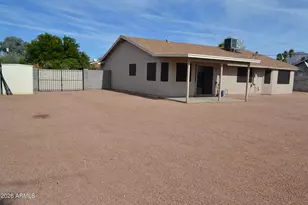 445 E Osage Ave, Apache Junction, AZ 85119 - Photo 23