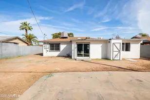 1847 E Pinchot Ave, Phoenix, AZ 85016 - Photo 5