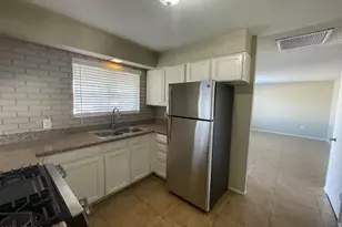 5337 W Berkeley Rd, Phoenix, AZ 85035 - Photo 7