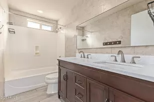 8051 W Mariposa Dr, Phoenix, AZ 85033 - Photo 15