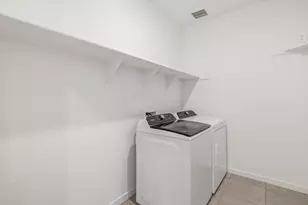 4183 W Erik Ln, San Tan Valley, AZ 85144 - Photo 9