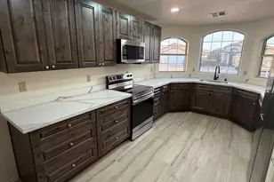 4448 E Verbena Dr, Phoenix, AZ 85044 - Photo 3