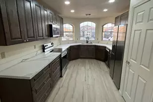 4448 E Verbena Dr, Phoenix, AZ 85044 - Photo 5