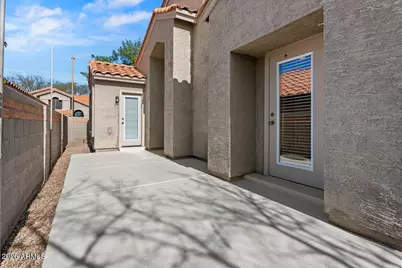 10059 E Sheena Drive, Scottsdale, AZ 85260 - Photo 17