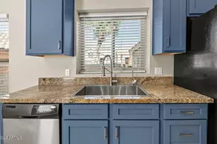 10059 E Sheena Dr, Scottsdale, AZ 85260 - Photo 11