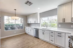 9513 E Hercules Dr, Sun Lakes, AZ 85248 - Photo 5