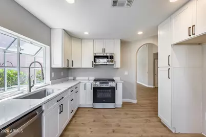 9513 E Hercules Drive, Sun Lakes, AZ 85248 - Photo 7