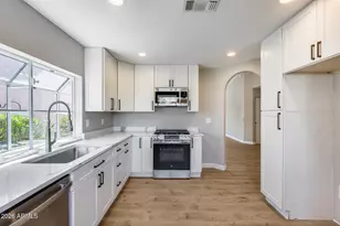 9513 E Hercules Dr, Sun Lakes, AZ 85248 - Photo 7