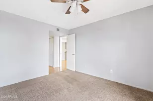 10610 S 48th St, Phoenix, AZ 85044 - Photo 15