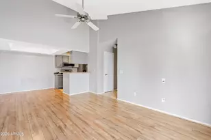 10610 S 48th St, Phoenix, AZ 85044 - Photo 3