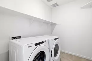 4186 W Erik Ln, San Tan Valley, AZ 85144 - Photo 7