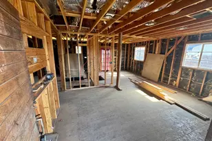 9829 N 13th Pl, Phoenix, AZ 85020 - Photo 3