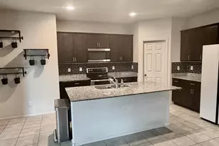 43806 W Juniper Ave, Maricopa, AZ 85138 - Photo 11