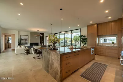 7017 E Orange Blossom Lane, Paradise Valley, AZ 85253 - Photo 11