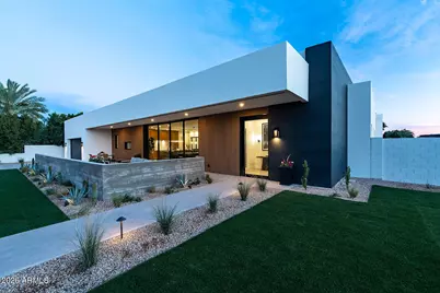 7017 E Orange Blossom Lane, Paradise Valley, AZ 85253 - Photo 3