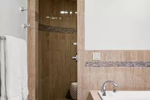 6711 E Camelback Rd, Scottsdale, AZ 85251 - Photo 15