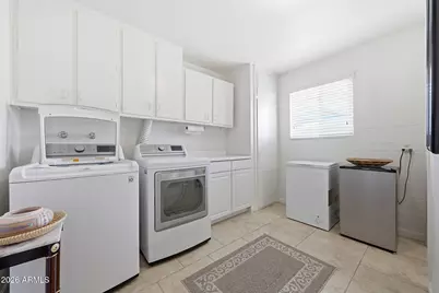 10438 W Saratoga Circle, Sun City, AZ 85351 - Photo 29