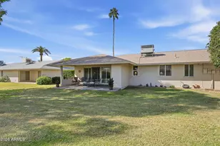 10438 W Saratoga Cir, Sun City, AZ 85351 - Photo 35