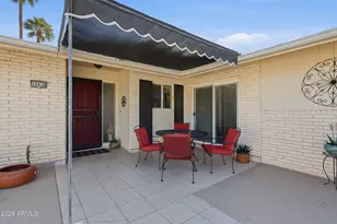 10438 W Saratoga Cir, Sun City, AZ 85351 - Photo 9