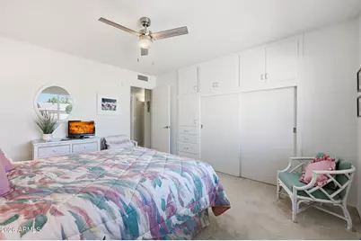 10438 W Saratoga Circle, Sun City, AZ 85351 - Photo 23