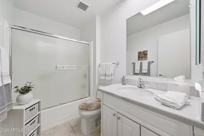 10438 W Saratoga Circle, Sun City, AZ 85351 - Photo 21