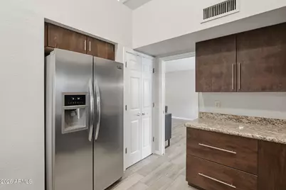 1020 E Desert Cove Avenue, Phoenix, AZ 85020 - Photo 19