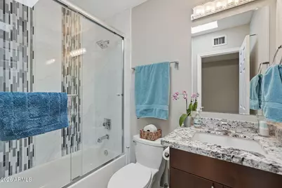 1020 E Desert Cove Avenue, Phoenix, AZ 85020 - Photo 33