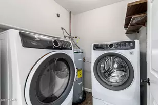 833 W Naranja Ave, Mesa, AZ 85210 - Photo 31