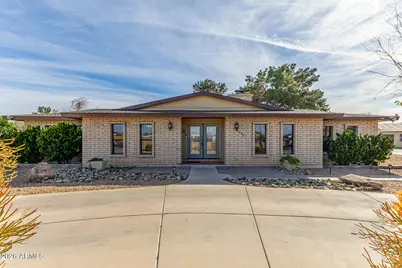 8201 W Country Gables Drive, Peoria, AZ 85381 - Photo 9