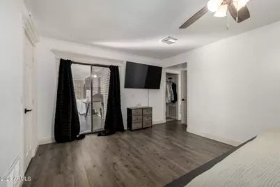 8201 W Country Gables Drive, Peoria, AZ 85381 - Photo 15