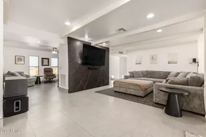 8201 W Country Gables Drive, Peoria, AZ 85381 - Photo 3