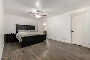 8201 W Country Gables Dr, Peoria, AZ 85381 - Photo 13