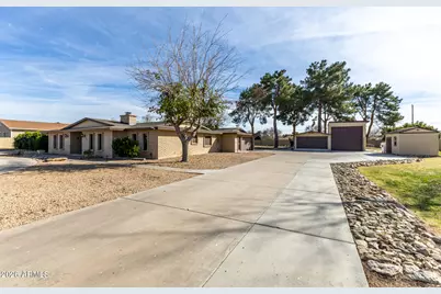 8201 W Country Gables Drive, Peoria, AZ 85381 - Photo 47