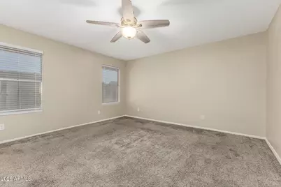 8057 W Dreyfus Drive, Peoria, AZ 85381 - Photo 13