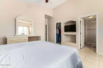 2537 W Novak Way W, Phoenix, AZ 85041 - Photo 17
