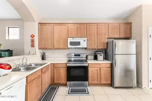2537 W Novak Way W, Phoenix, AZ 85041 - Photo 29