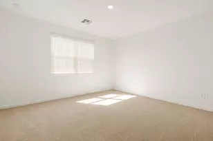 32943 N Claret Ct, San Tan Valley, AZ 85143 - Photo 3