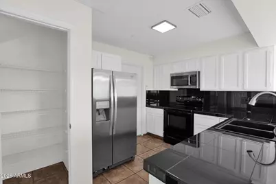 1124 E Rose Lane #3, Phoenix, AZ 85014 - Photo 15