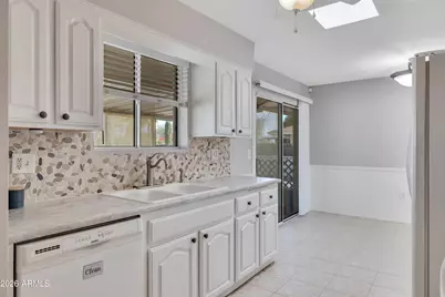 10716 W Meade Drive, Sun City, AZ 85351 - Photo 7