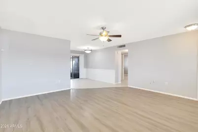 10716 W Meade Drive, Sun City, AZ 85351 - Photo 11