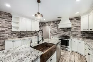 2550 N Pioneer, Mesa, AZ 85203 - Photo 11