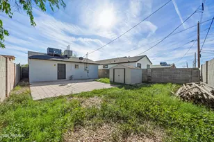 2824 E Chipman Rd, Phoenix, AZ 85040 - Photo 17