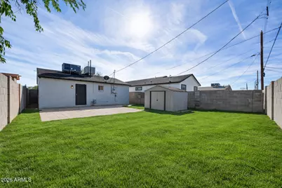 2824 E Chipman Road, Phoenix, AZ 85040 - Photo 17