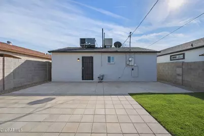 2824 E Chipman Road, Phoenix, AZ 85040 - Photo 21