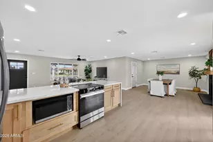 228 S Hill, Mesa, AZ 85204 - Photo 9