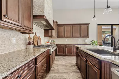 20263 E Sunset Court, Queen Creek, AZ 85142 - Photo 17