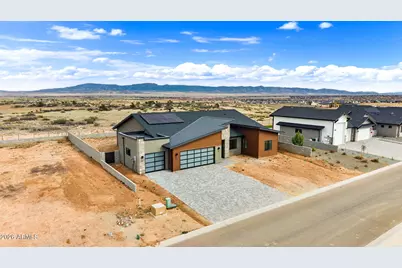 5090 E Frost Lane, Prescott Valley, AZ 86314 - Photo 3