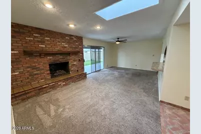 3937 W Paradise Drive, Phoenix, AZ 85029 - Photo 11